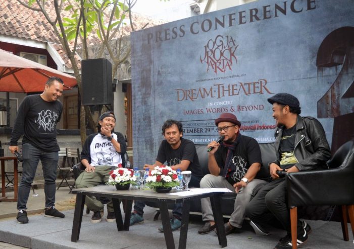 JogjaROCKarta Bakal Menampilkan Dream Theater di Candi Prambanan
