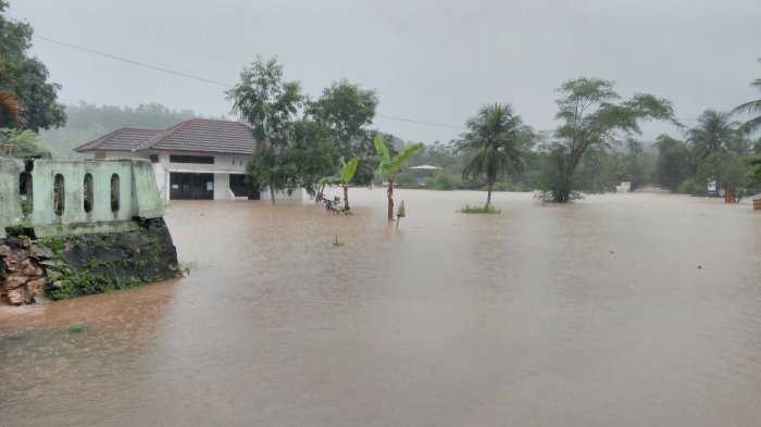 Banjir Yogya: Duka Warga Akibat Siklon Cempaka